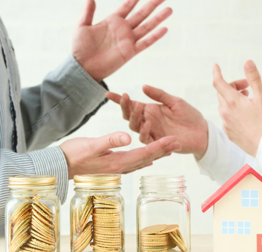 贈与税の話し合いのイメージ写真