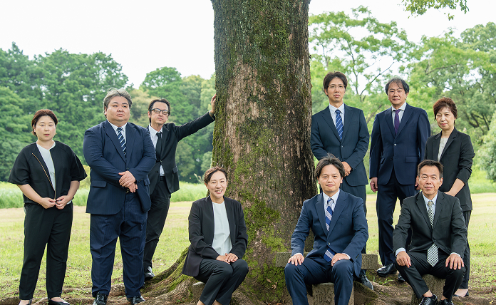 事務所のメンバー